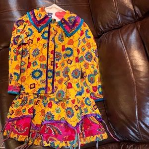 Kar-a-van girls 2 piece set; skirt with button down shirt